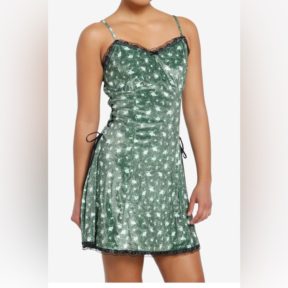 Floral Green Ivory Velvet Dress SM